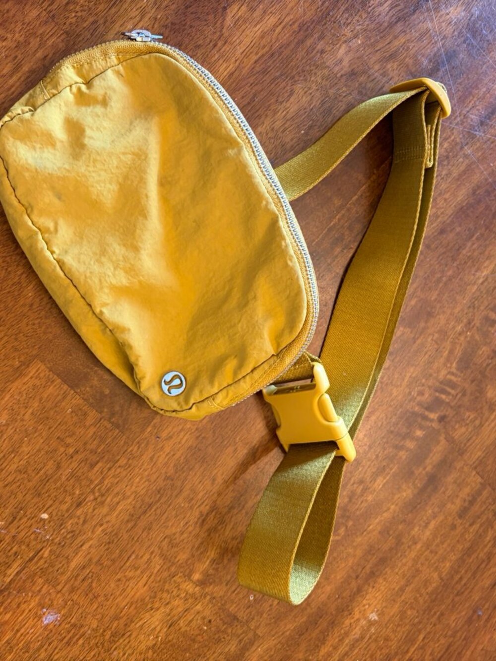 Lululemon Everywhere Belt Bag 1L Gold Spice *Small Marks